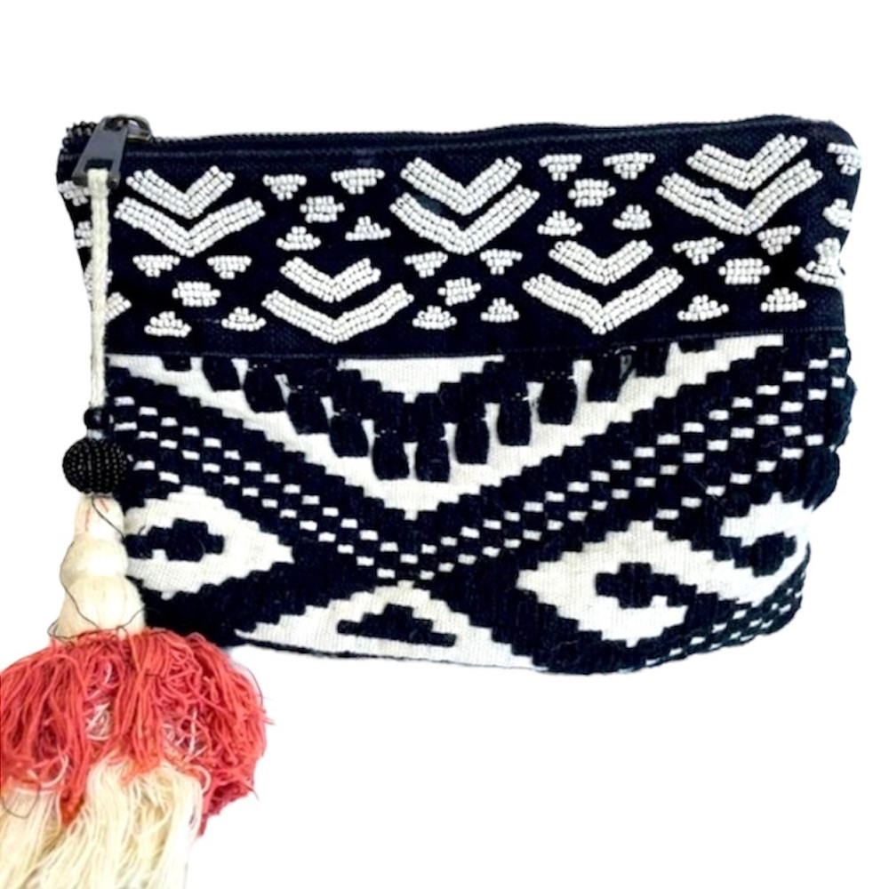 Beaded Clutch Woven Boho Purse Zipper Pouch Black and Ivory Tassel Pull